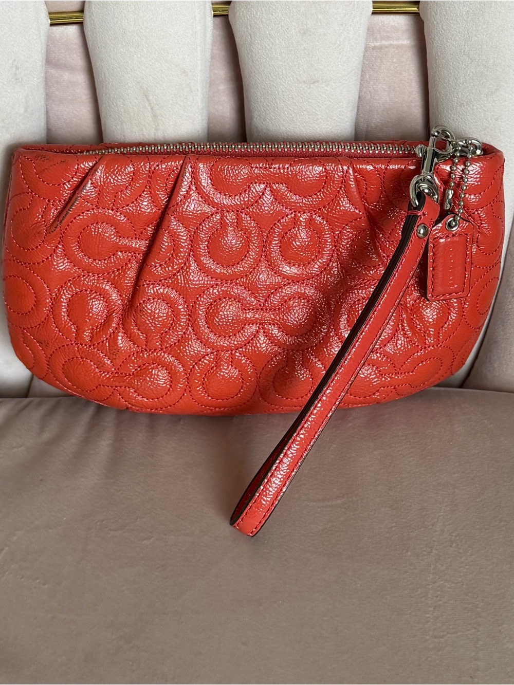 COACH ⭐️THROWBACK⭐️ GRM Orange Patent Large Wristlet